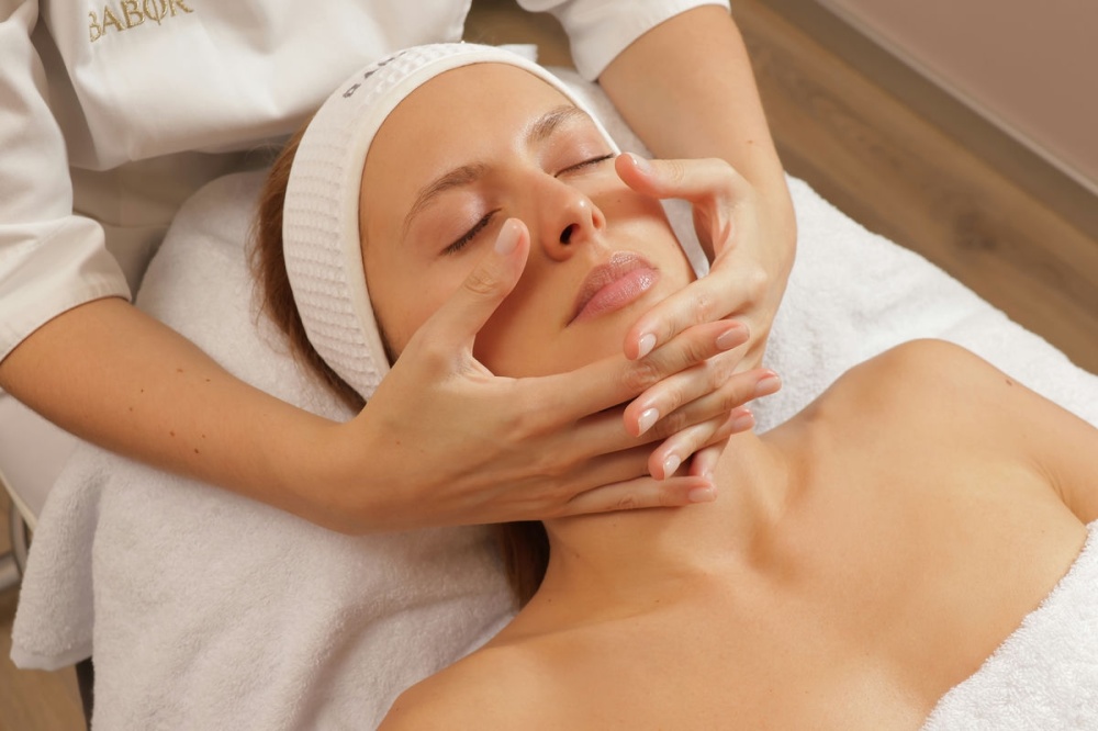 УХОД ЛИФТИНГ